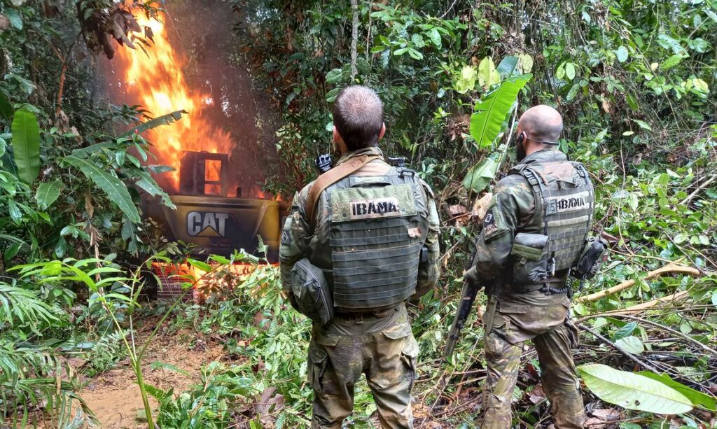 Operação federal destrói garimpos ilegais e desarticula extração de ouro e cobre em Parauapebas e Canaã dos Carajás